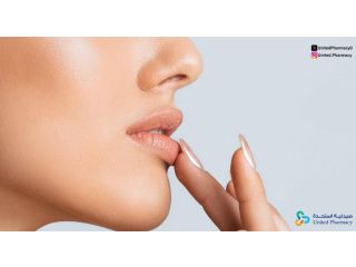 احصلي على مرطب شفايف الوردي لإطلالة أكثر أنوثة وحيوية